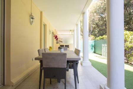 Riviera Home Mandelieu 外观 照片